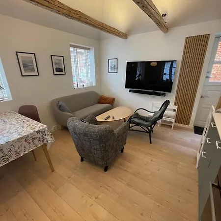 Hyggeligt Lille Lige Mellem Havnen Og Bytorv Villa